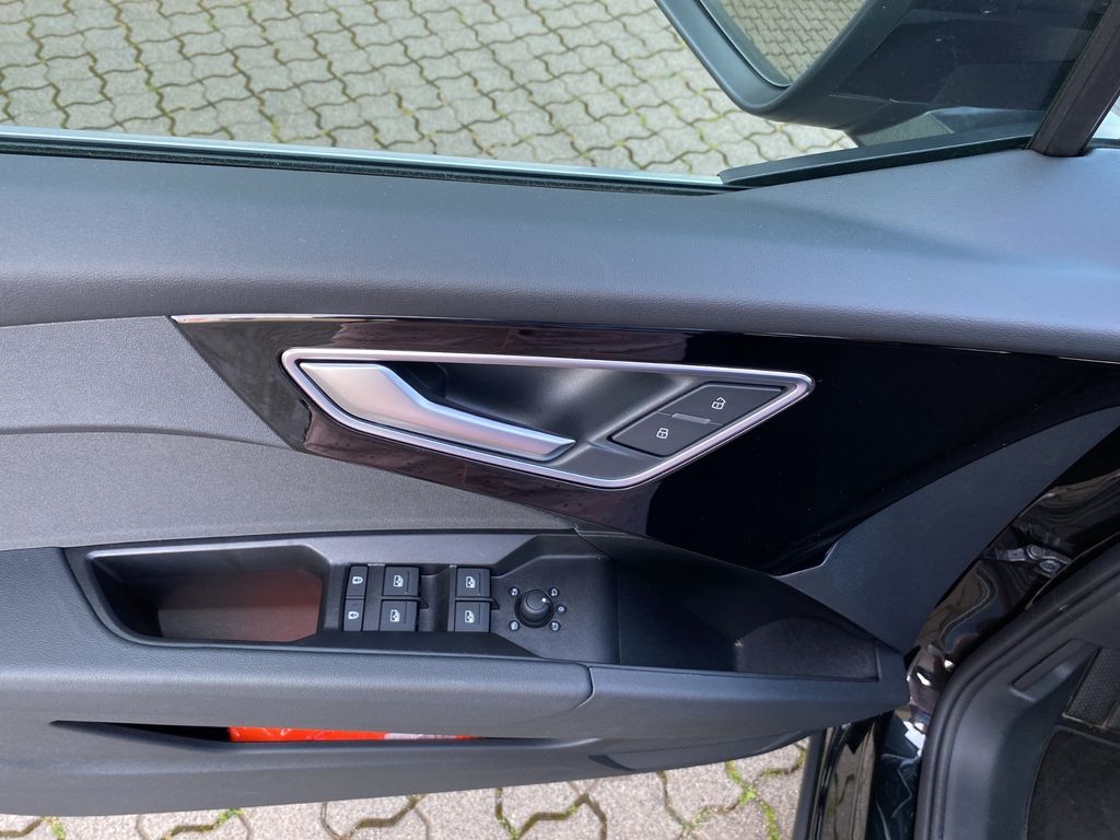 Audi Q4 e-tron 2024