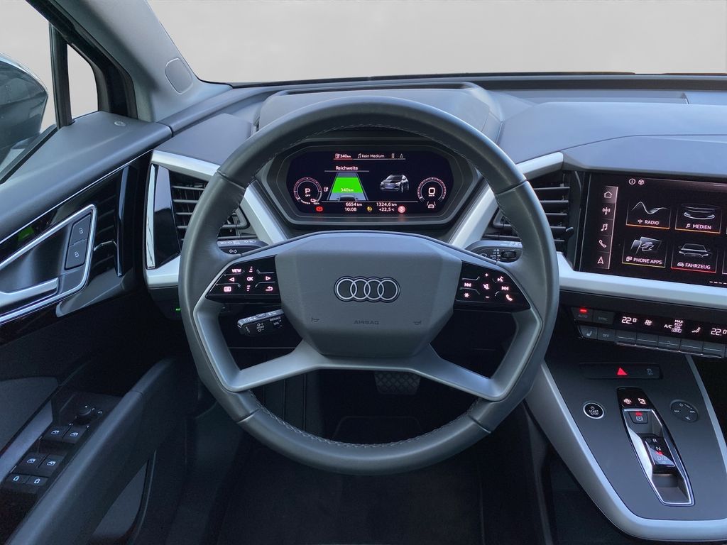 Audi Q4 e-tron 2024