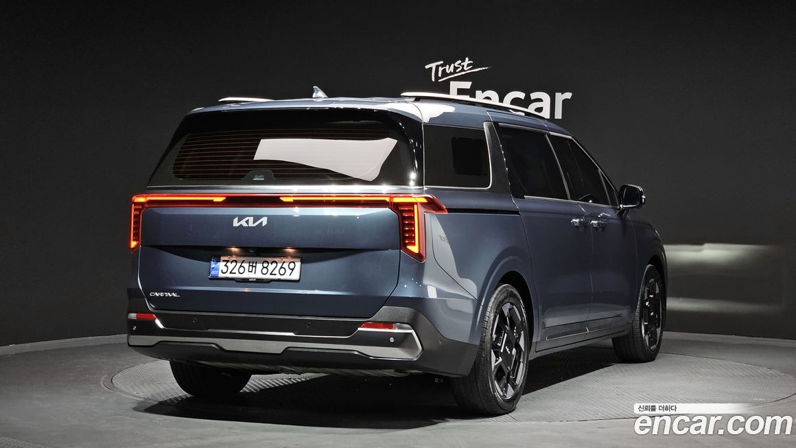 Kia Canival 2024