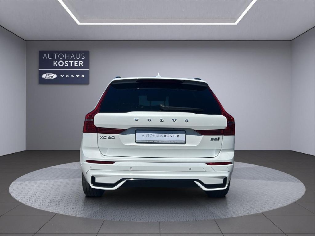 Volvo XC60 2022