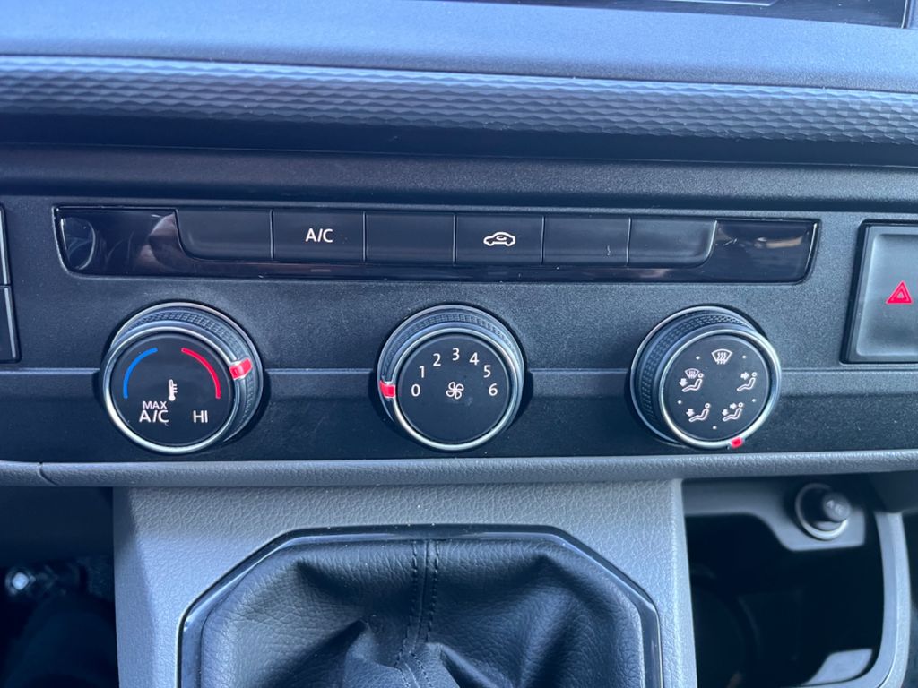 Volkswagen T6 Transporter 2023