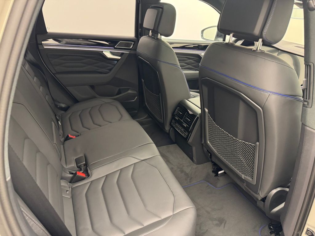 Volkswagen Touareg 2025