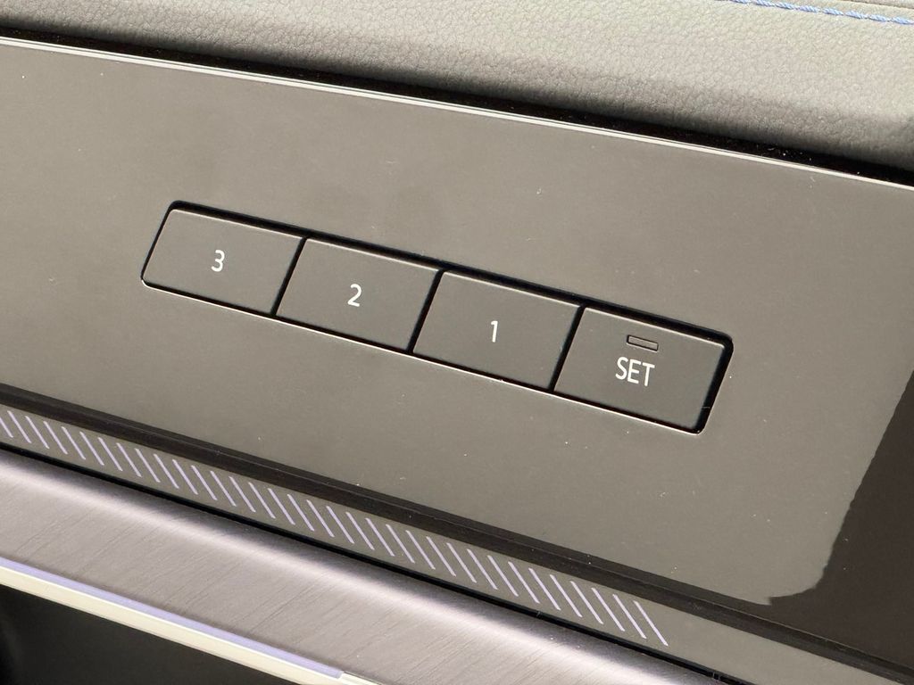 Volkswagen Touareg 2025