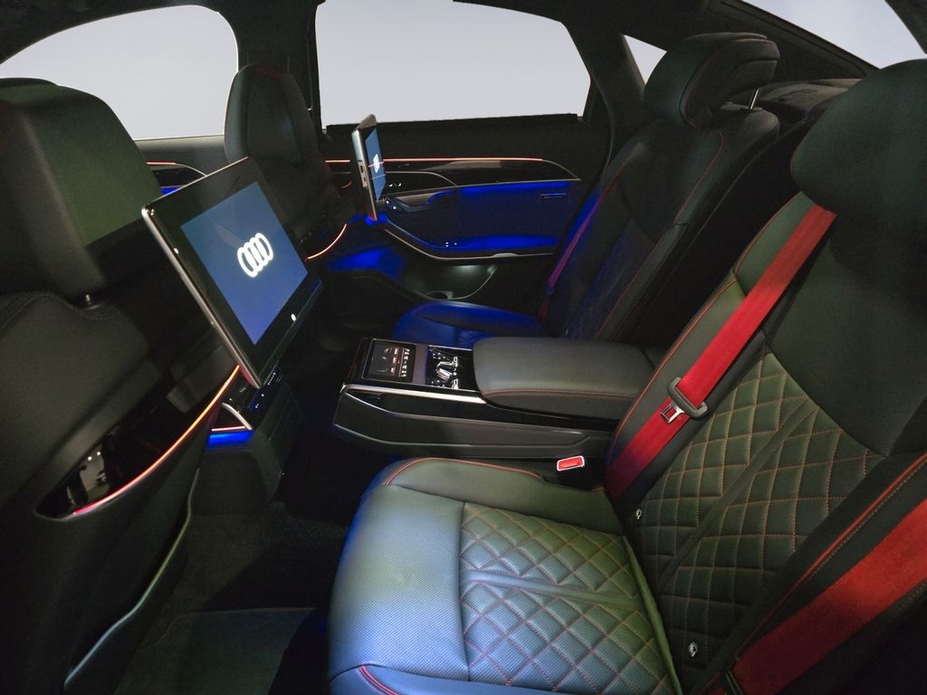 Audi S8 2022