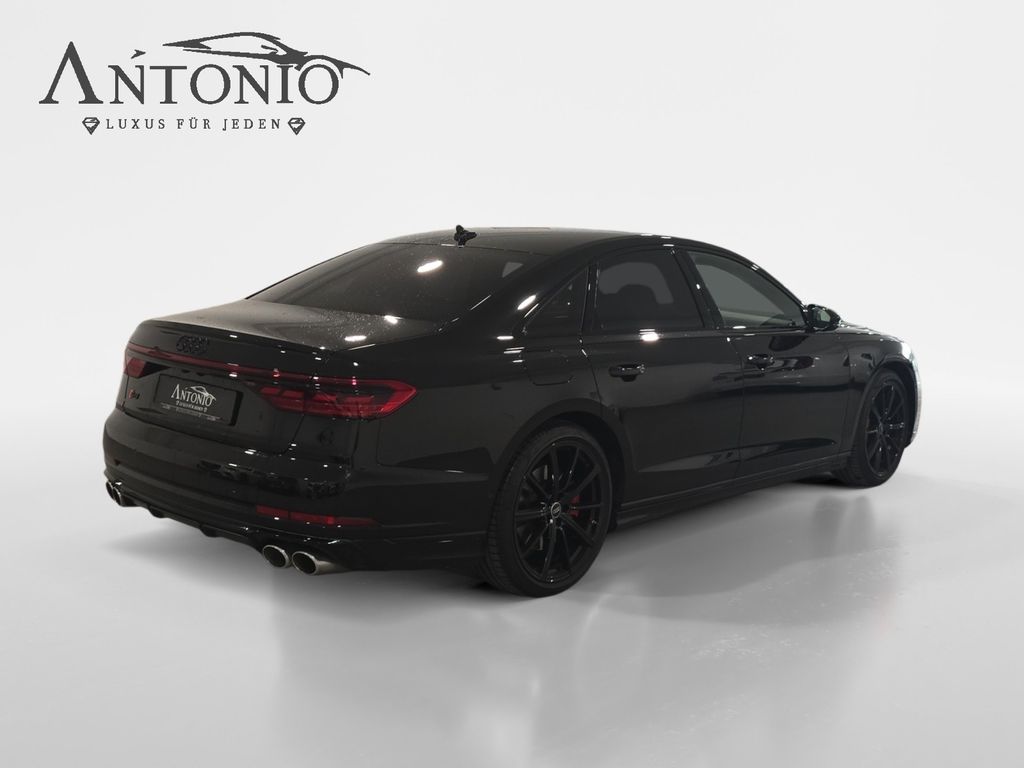 Audi S8 2022