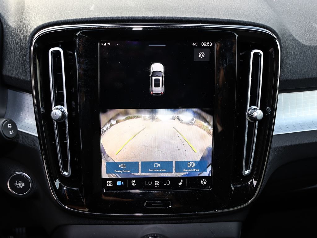 Volvo XC40 2023