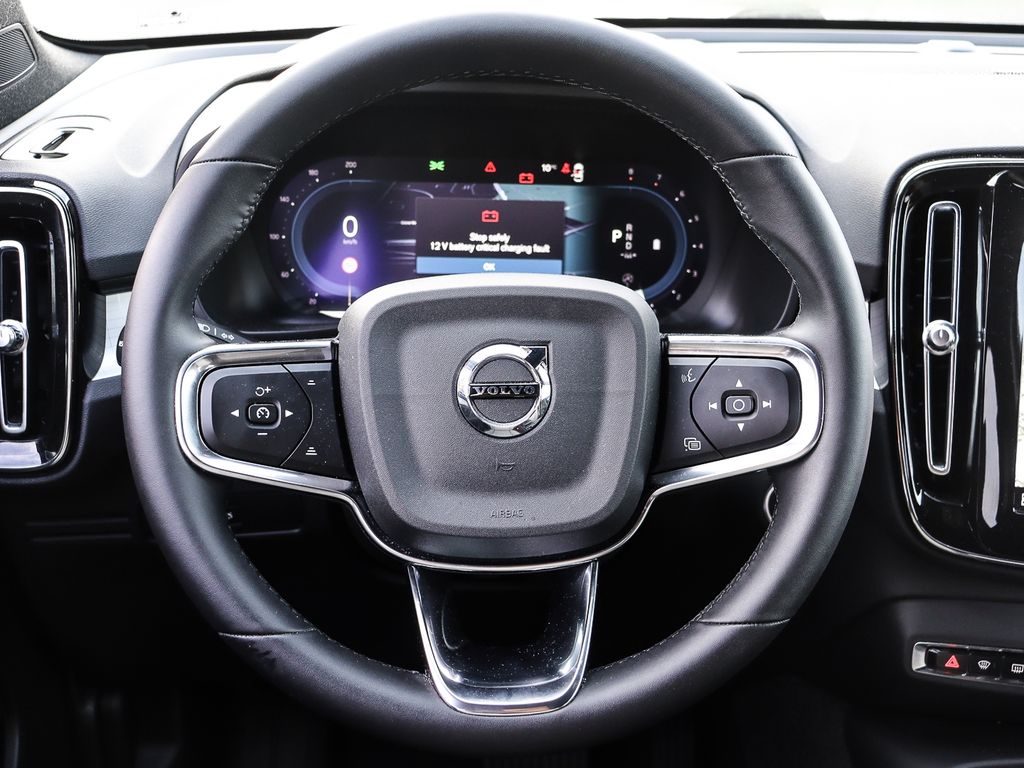 Volvo XC40 2023