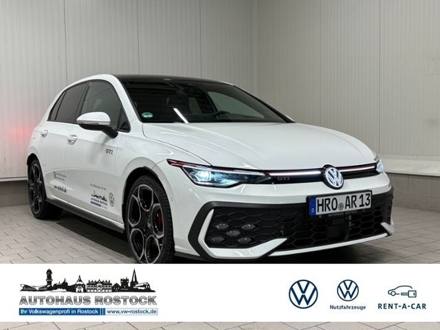 Volkswagen Golf 2025