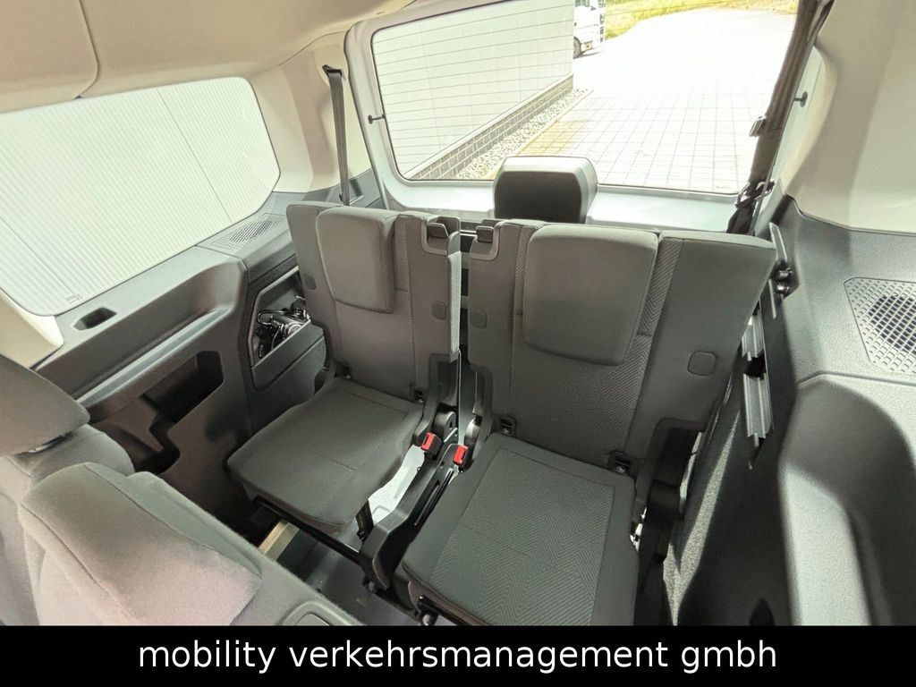 Ford Grand Tourneo 2024