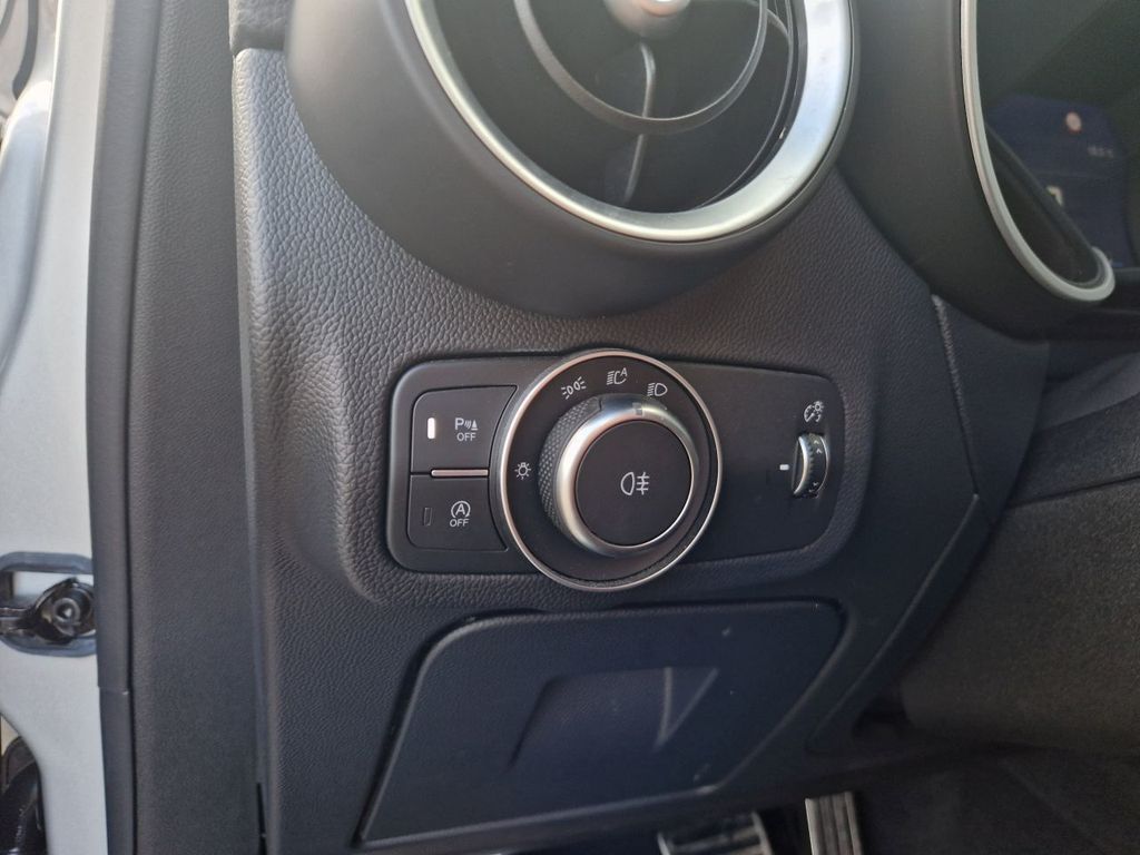 Alfa Romeo Stelvio 2020