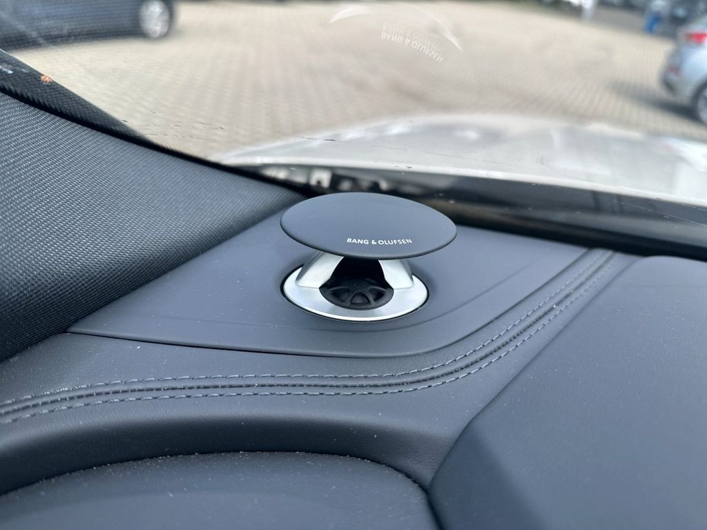 Audi RSQ8 2023