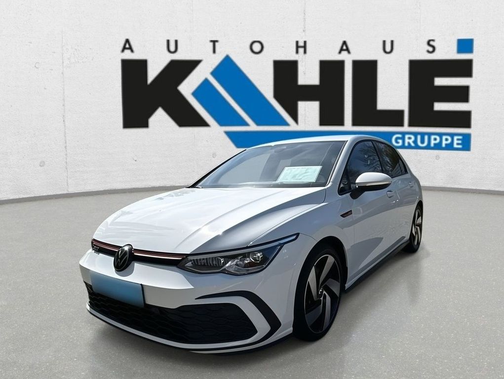 Volkswagen Golf 2024