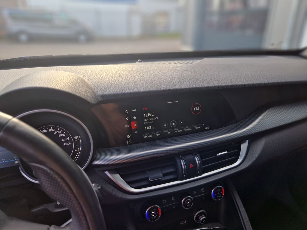 Alfa Romeo Stelvio 2020