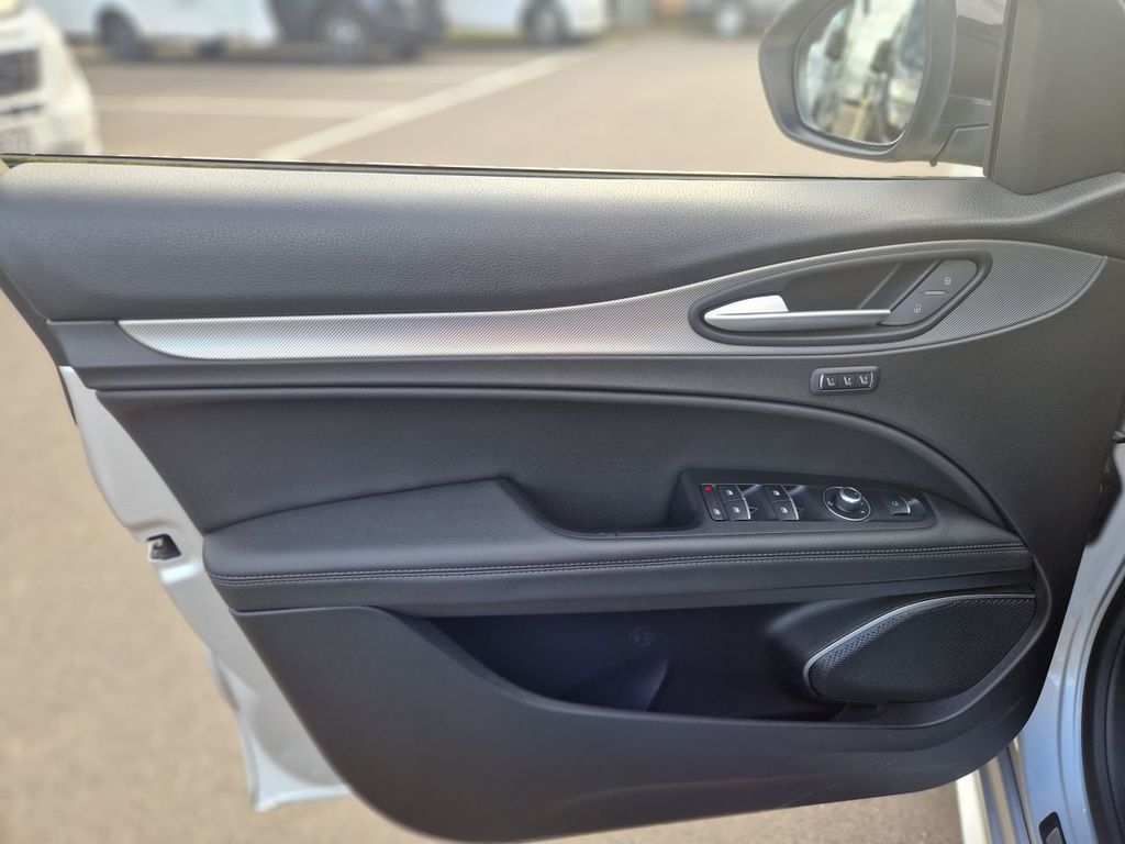 Alfa Romeo Stelvio 2020