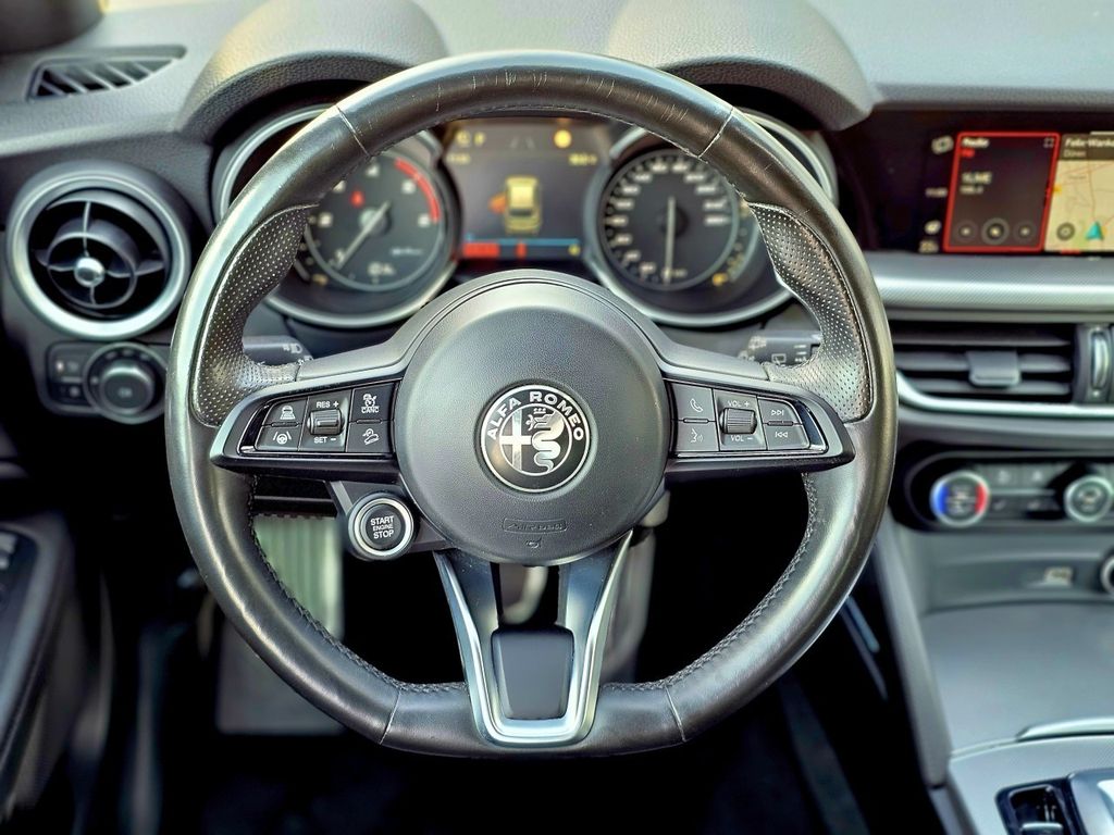 Alfa Romeo Stelvio 2020