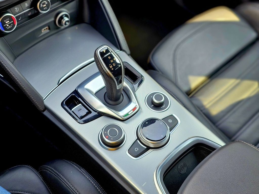 Alfa Romeo Stelvio 2020