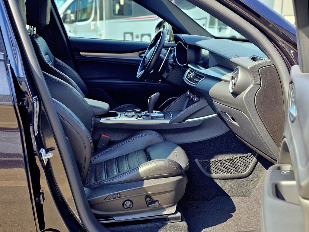 Alfa Romeo Stelvio 2020