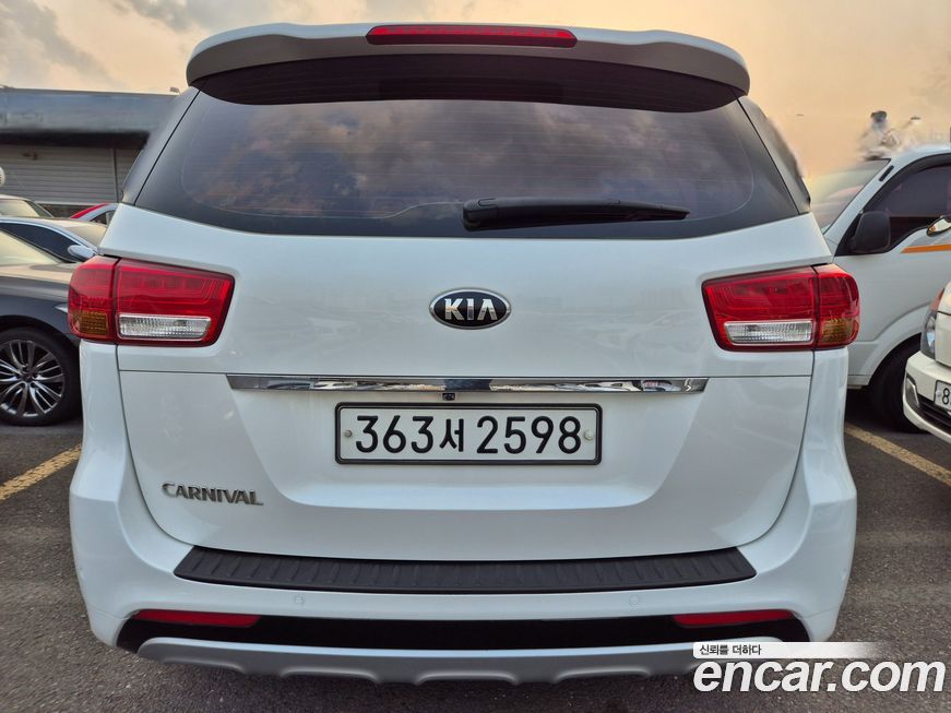 Kia Canival 2017