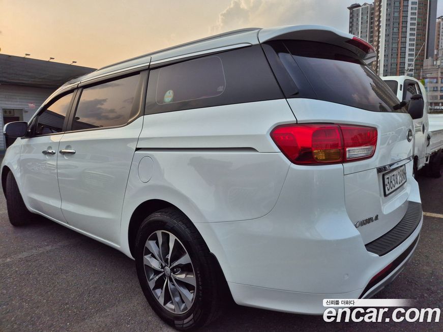 Kia Canival 2017