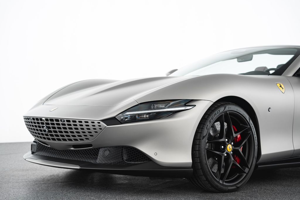 Ferrari Roma 2025