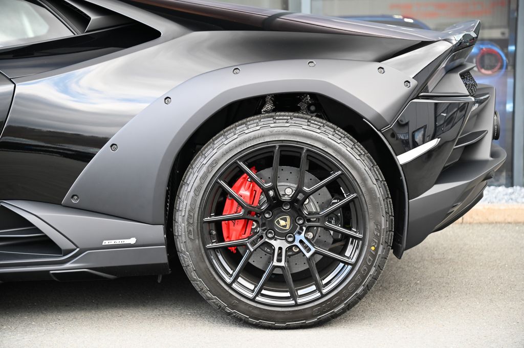 Lamborghini Huracán 2024