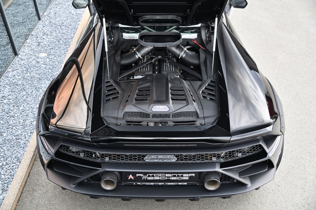 Lamborghini Huracán 2024