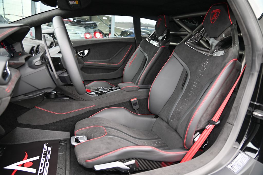 Lamborghini Huracán 2024