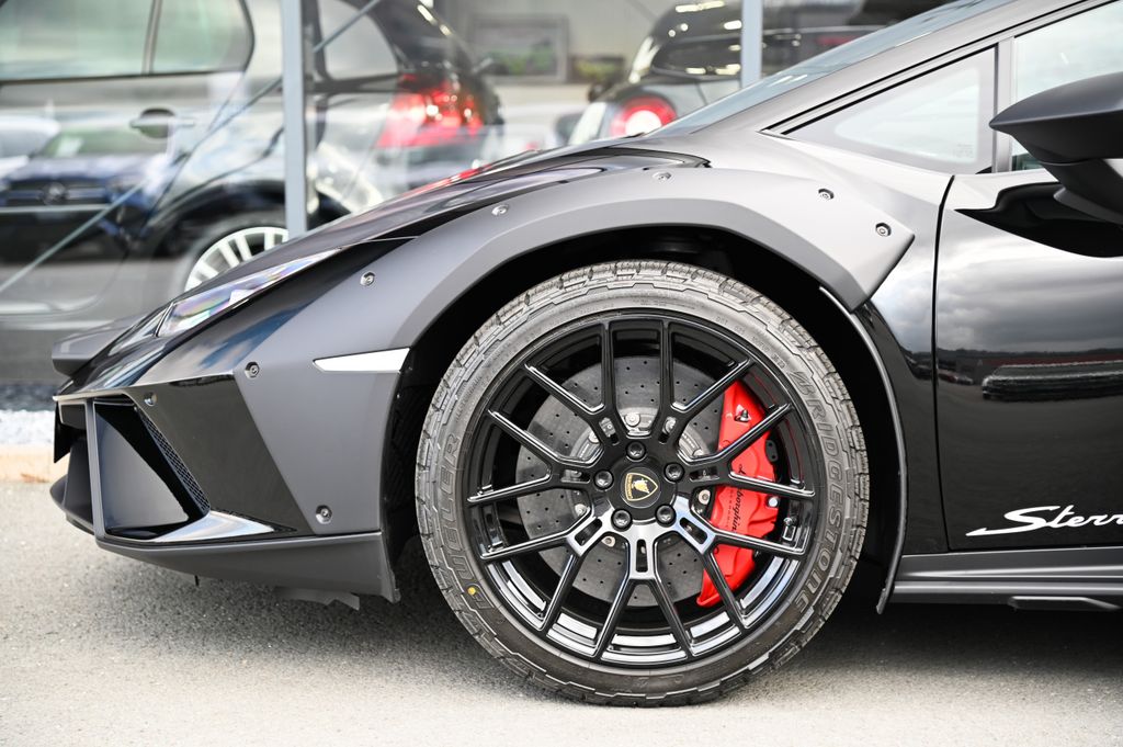 Lamborghini Huracán 2024