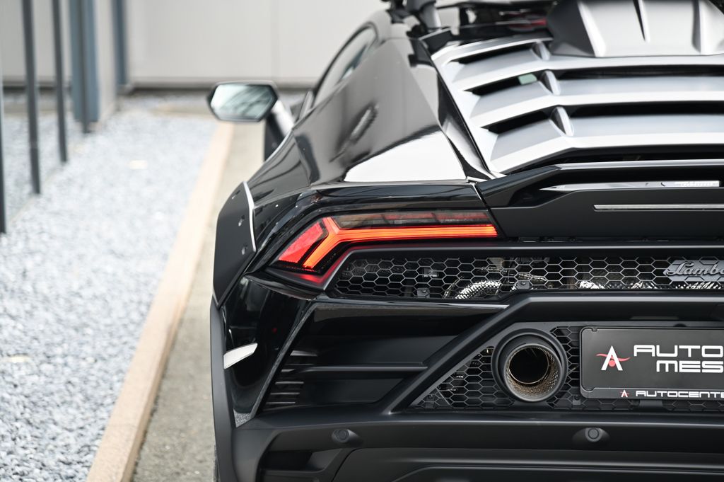 Lamborghini Huracán 2024