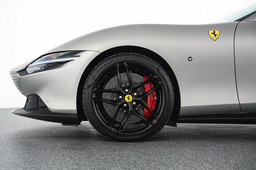 Ferrari Roma 2025