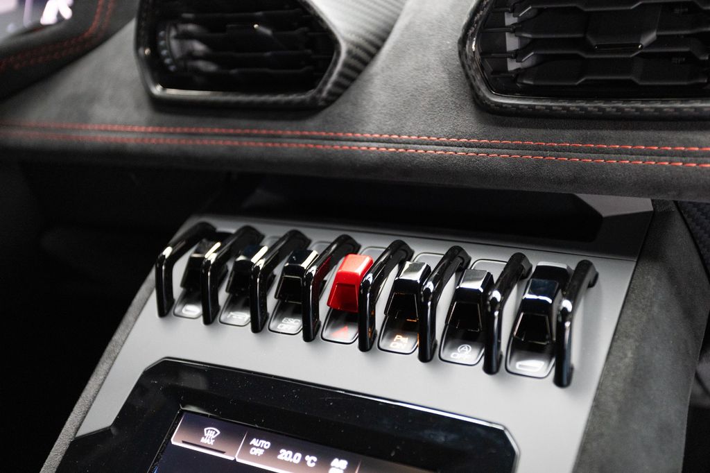 Lamborghini Huracán 2025