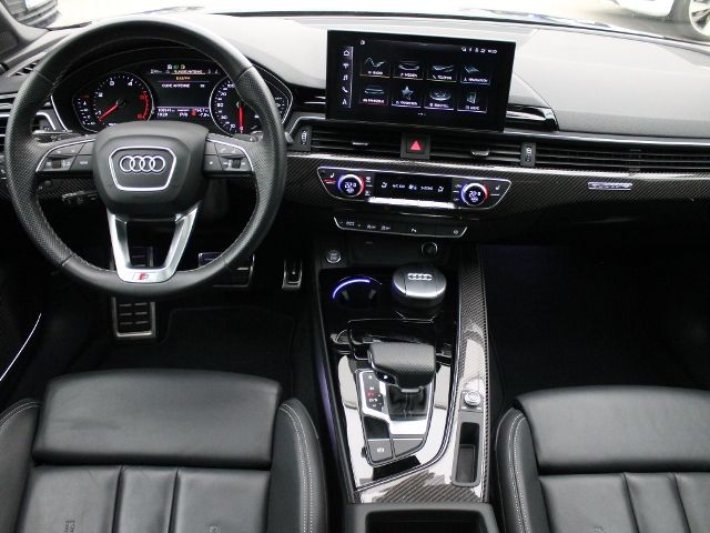 Audi A4 2020