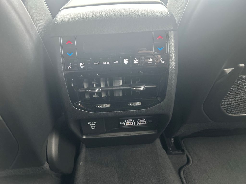 Jeep Grand Cherokee 2023