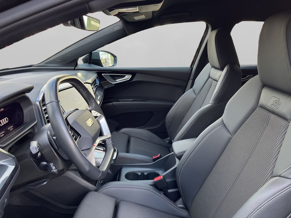 Audi Q4 e-tron 2024