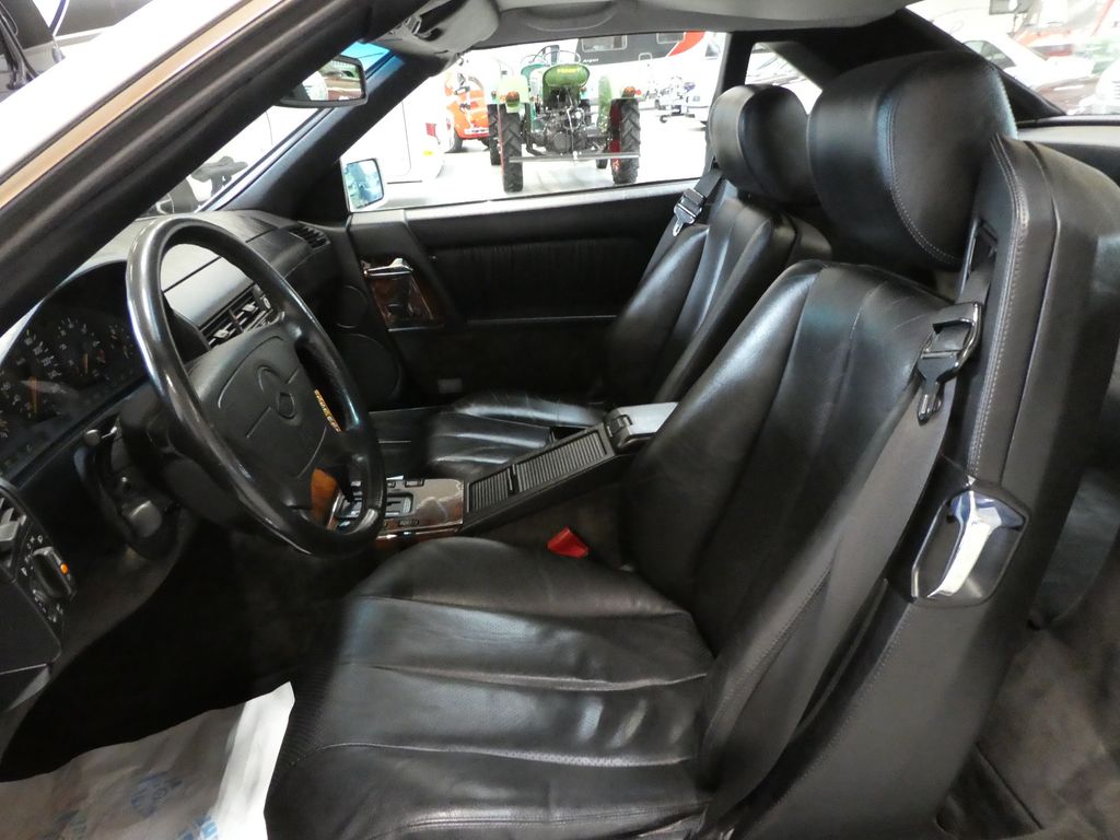 Mercedes-Benz SL 320 1993