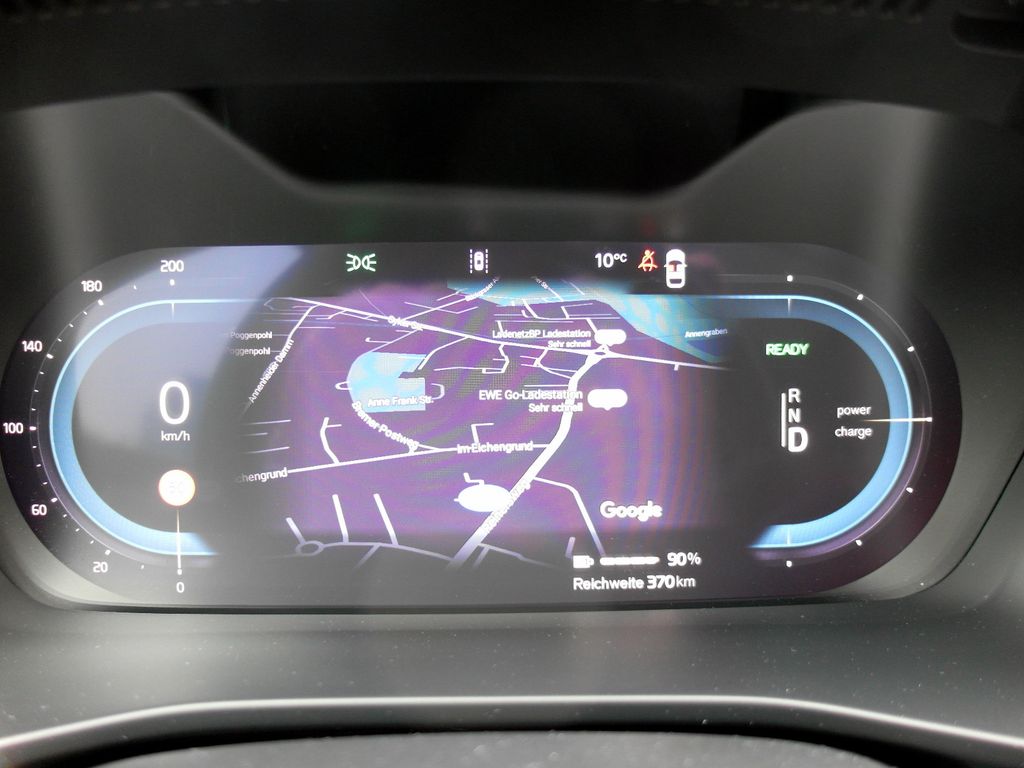 Volvo C40 2024