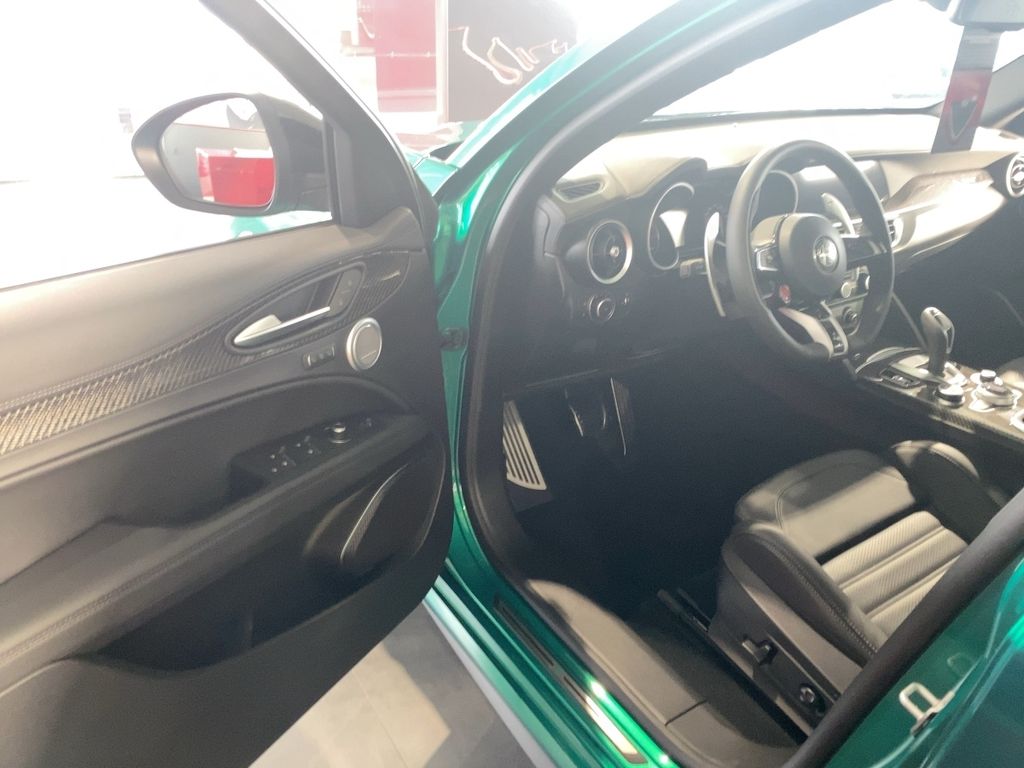 Alfa Romeo Stelvio 2024