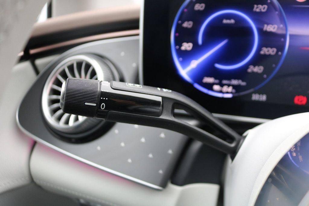 Mercedes-Benz EQE 2023