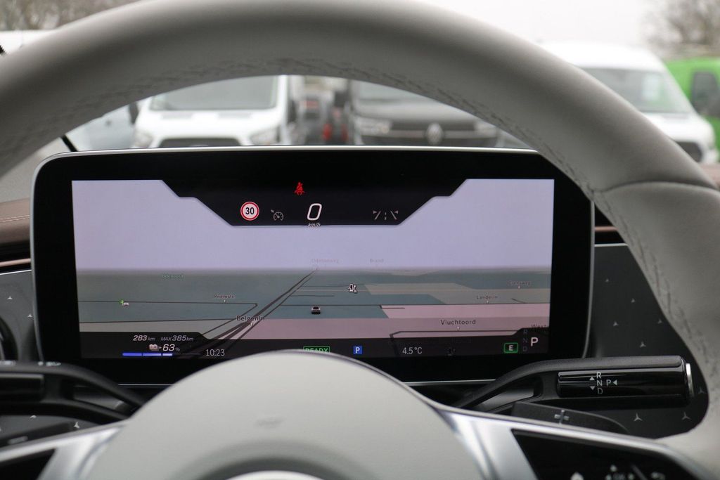 Mercedes-Benz EQE 2023