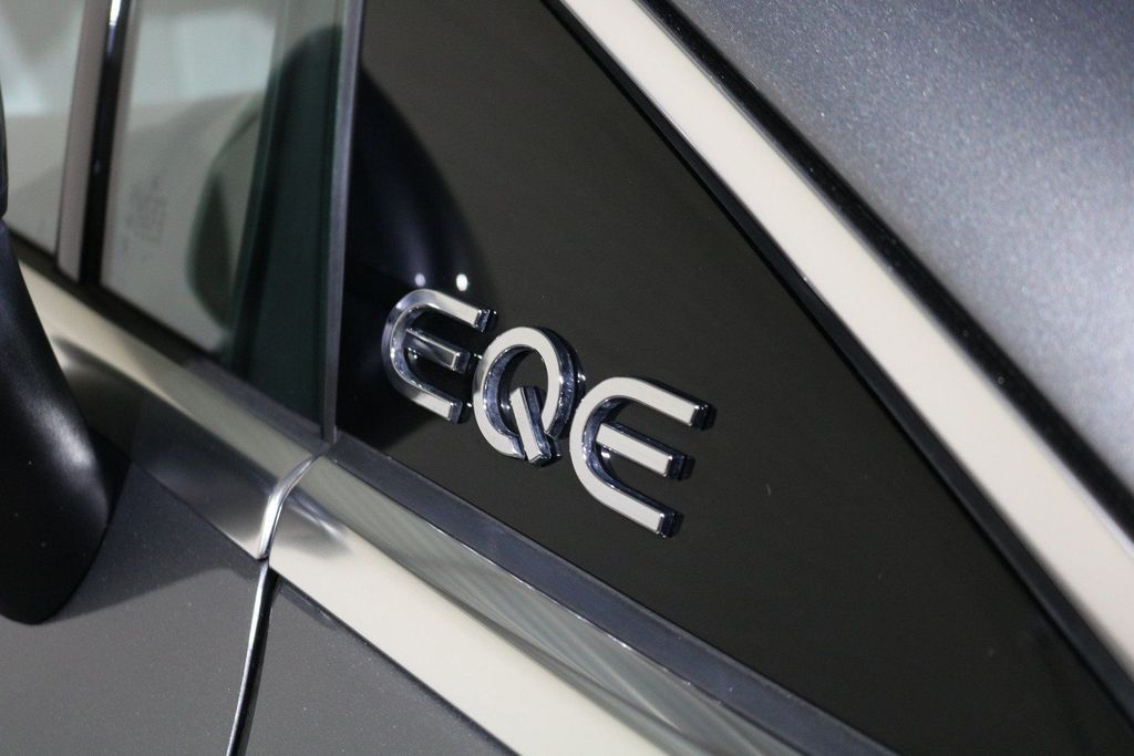 Mercedes-Benz EQE 2023