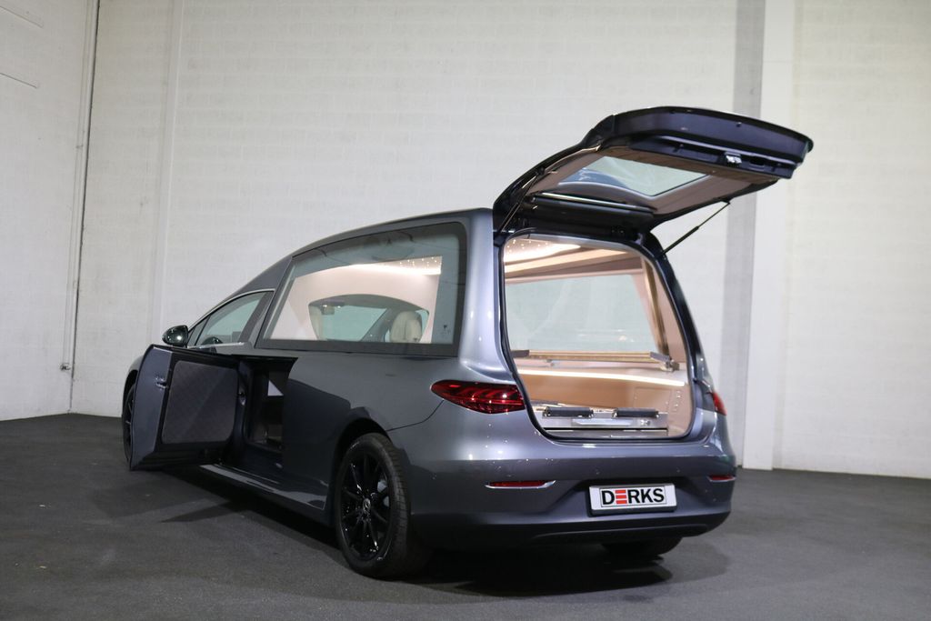 Mercedes-Benz EQE 2023