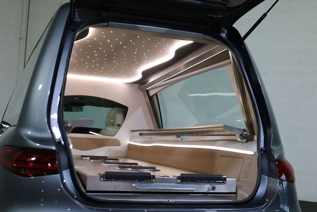 Mercedes-Benz EQE 2023