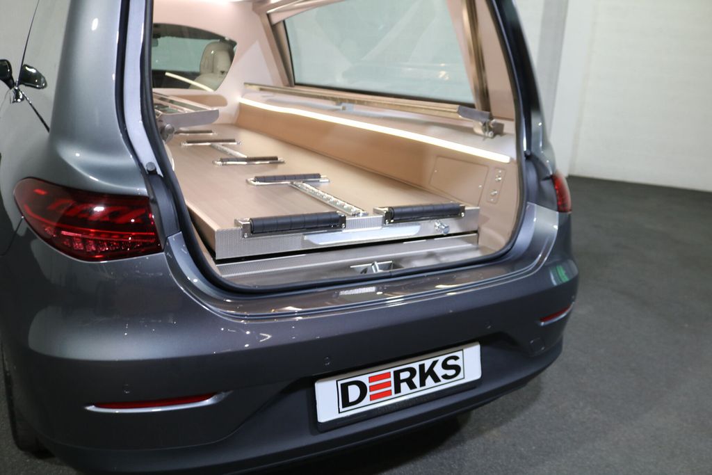 Mercedes-Benz EQE 2023