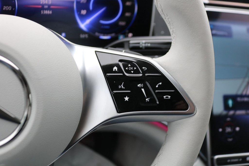 Mercedes-Benz EQE 2023