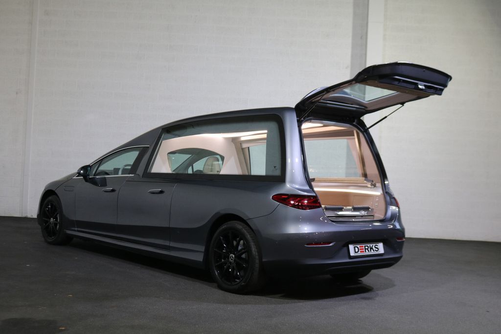 Mercedes-Benz EQE 2023