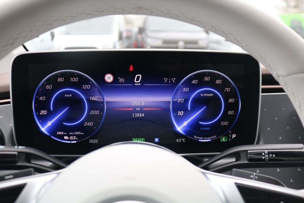 Mercedes-Benz EQE 2023