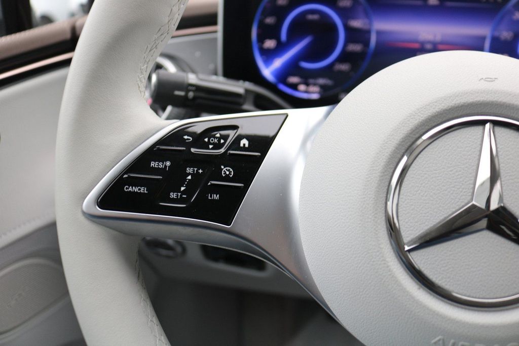 Mercedes-Benz EQE 2023