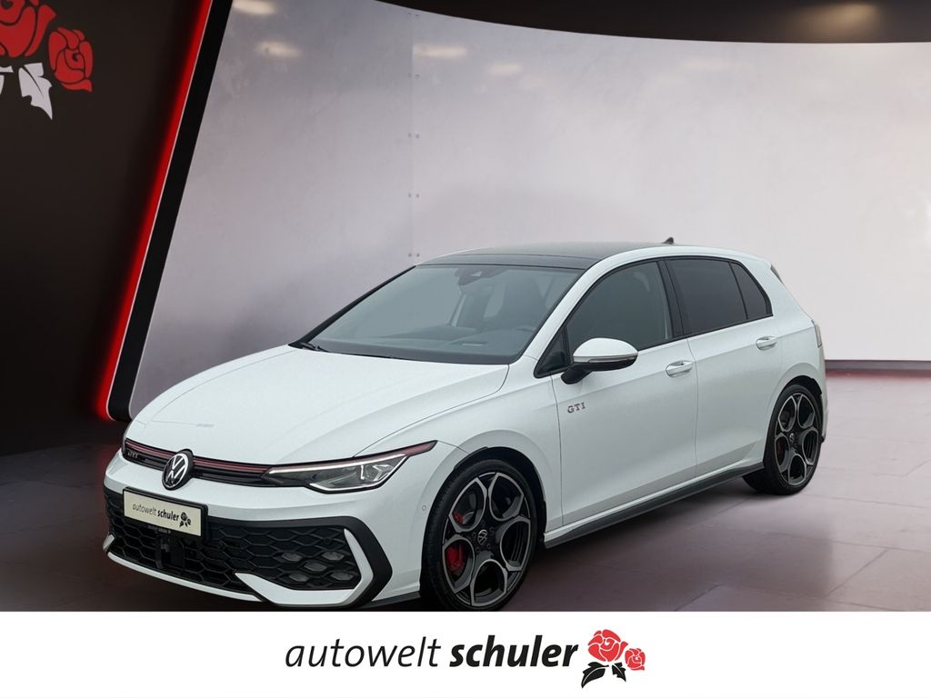 Volkswagen Golf 2025