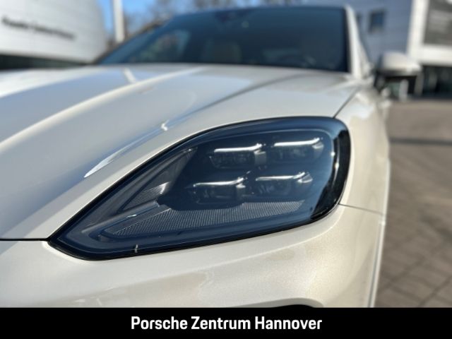 Porsche Cayenne 2025