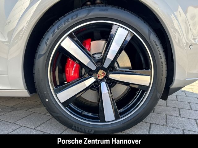 Porsche Cayenne 2025